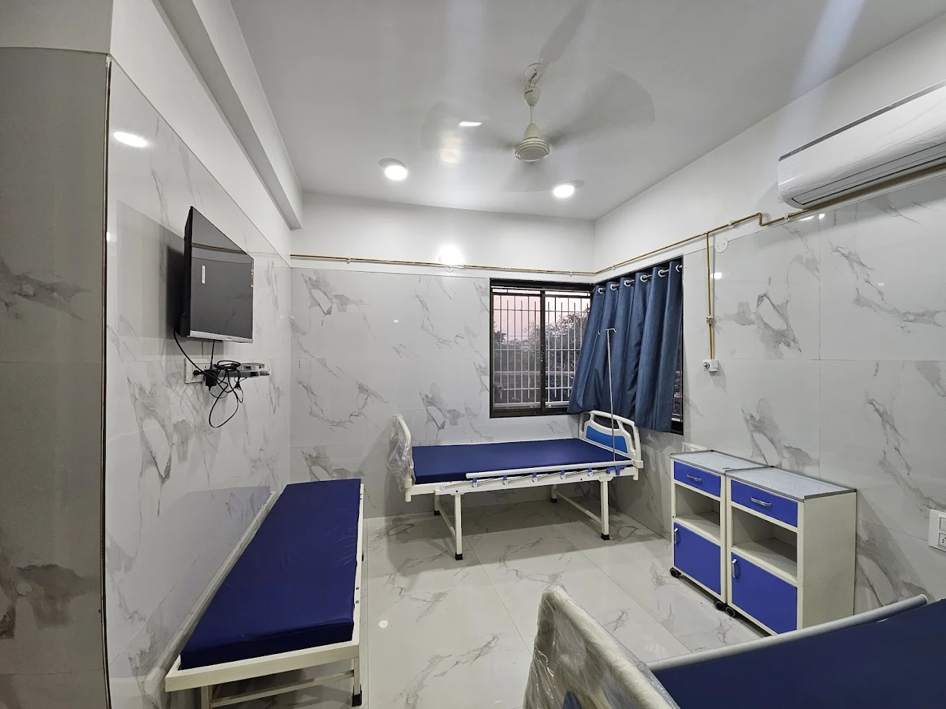 Semi special Room